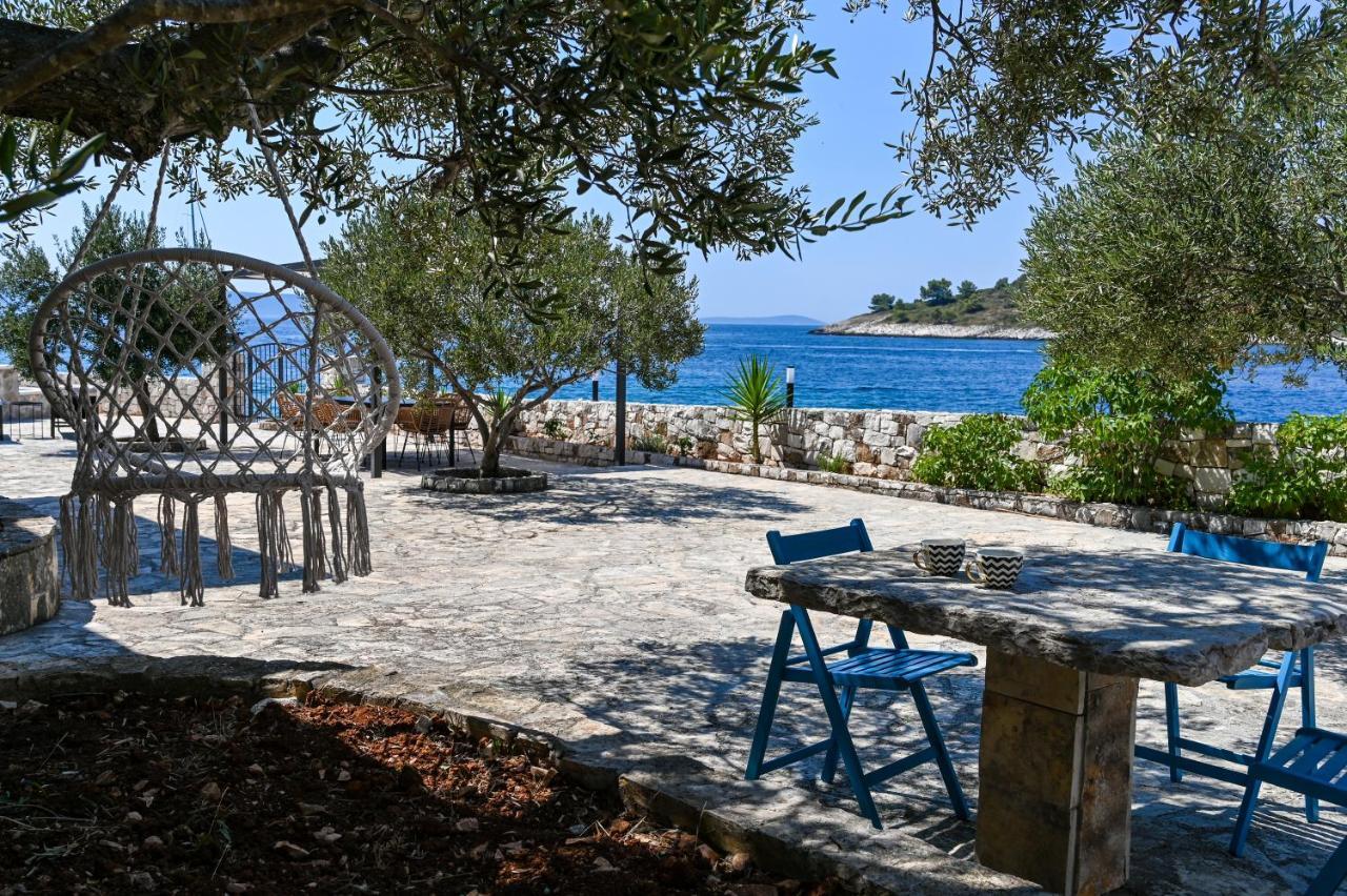 Villa Rudini With Heated Pool Okrug Gornji Exterior foto